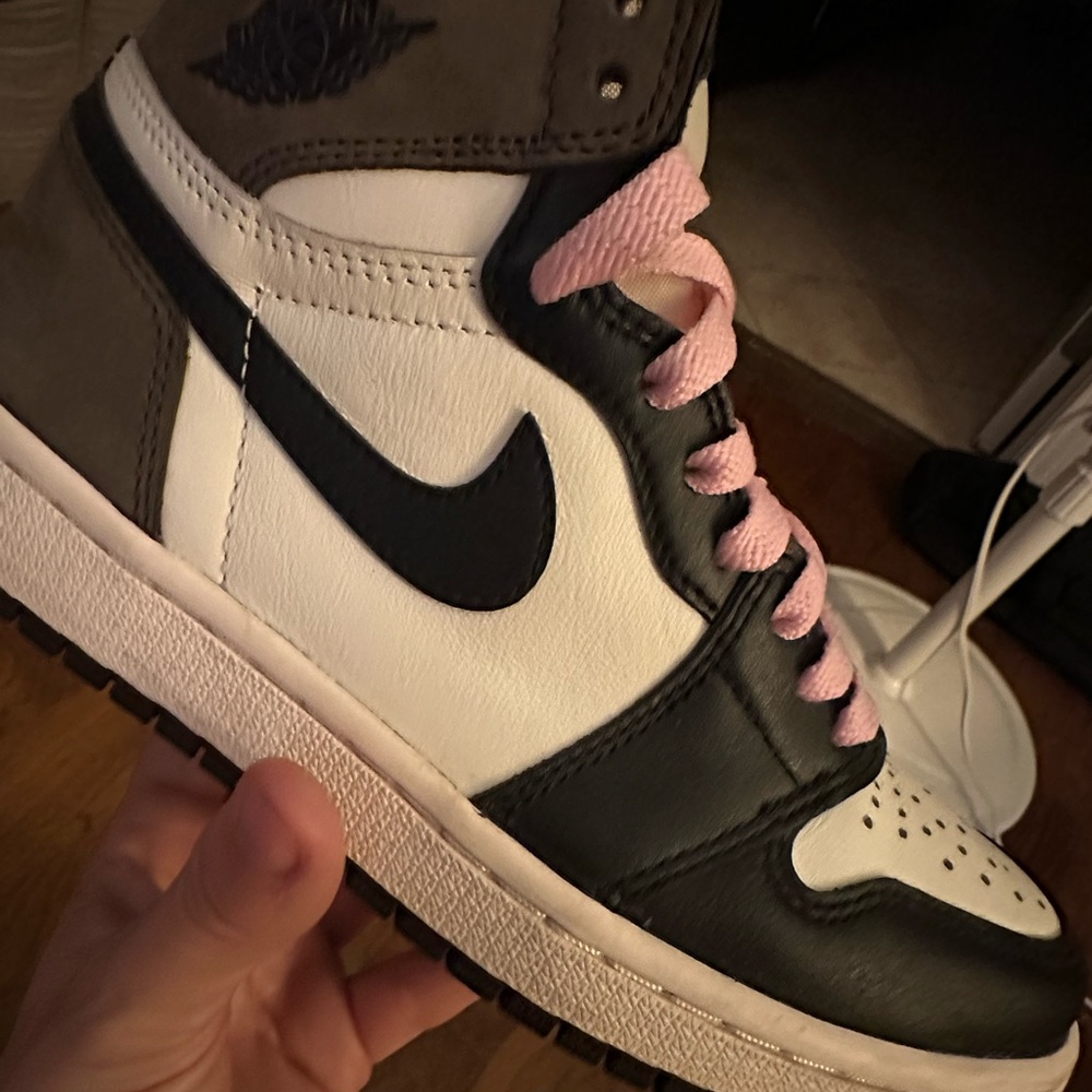 Nike high top Mocha size 5